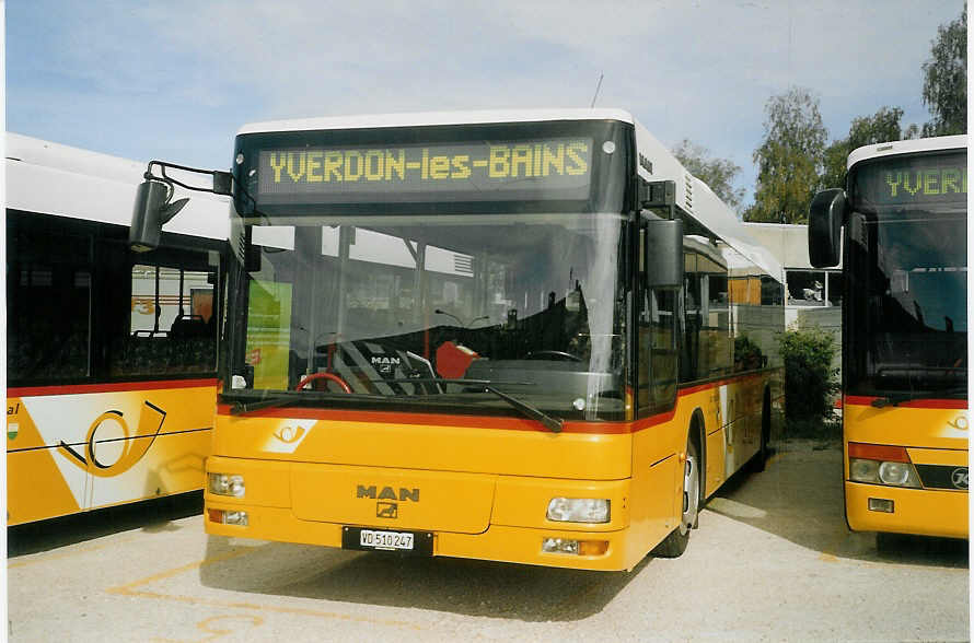 (071'408) - CarPostal Vaud-Fribourg - VD 510'247 - MAN (ex P 25'585) am 3. Oktober 2004 in Yverdon, Garage
