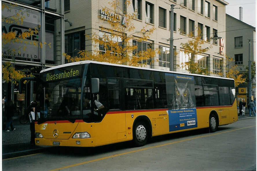 (071'702) - PostAuto Thurgau-Schaffhausen - Nr. 12/TG 158'090 - Mercedes (ex P 25'303) am 4. Oktober 2004 beim Bahnhof Frauenfeld