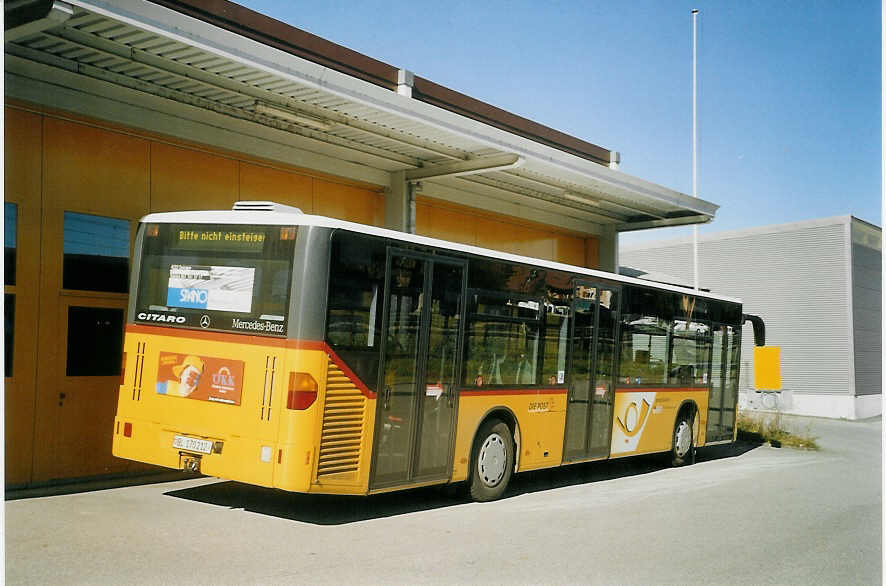 (072'307) - PostAuto Nordwestschweiz - BL 170'212 - Mercedes (ex P 25'247) am 24. Oktober 2004 in Laufen, Garage