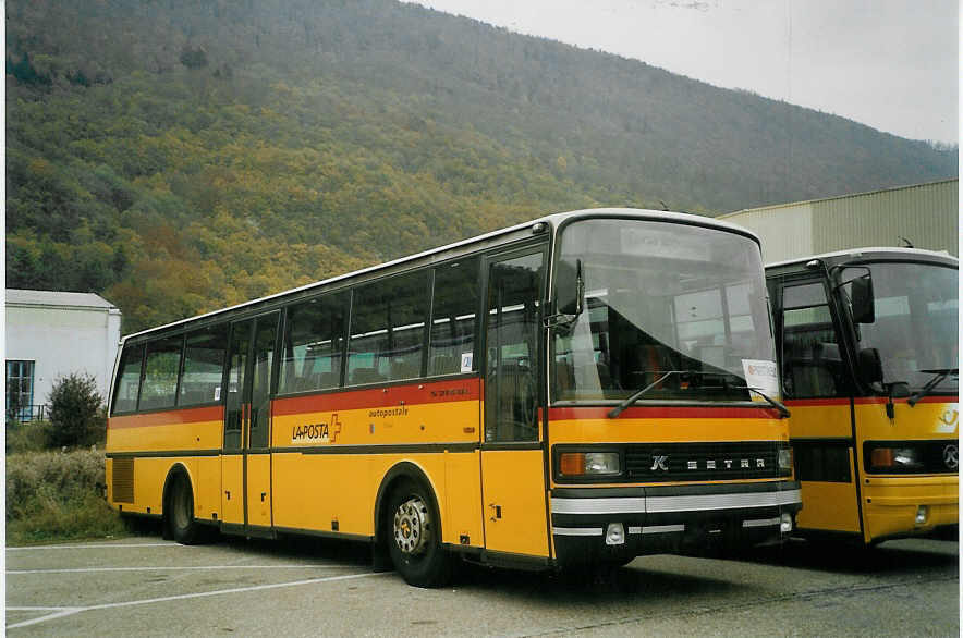 (072'519) - AutoPostale Ticino-Moesano - Nr. 515 - Setra (ex P 25'050) am 6. November 2004 in Biel, Rattinbus