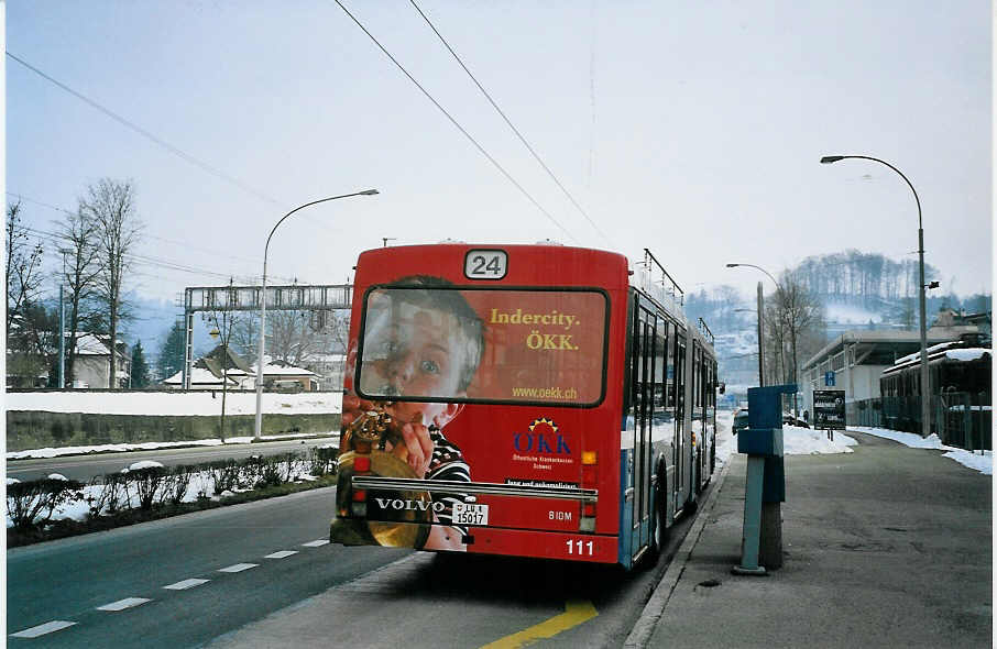 (075'209) - VBL Luzern - Nr. 111/LU 15'017 - Volvo/R&J am 25. Februar 2005 in Luzern, Verkehrshaus