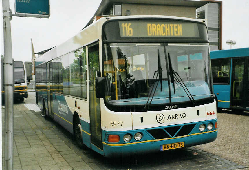 (078'829) - ARRIVA - Nr. 5977/BN-HD-73 - Wright am 21. Juli 2005 in Drachten, Busstation