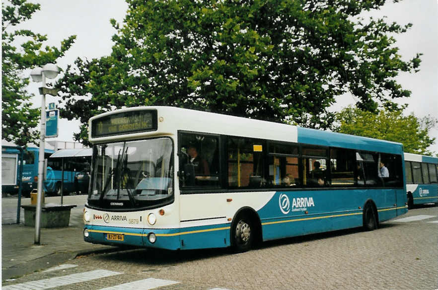 (078'836) - ARRIVA - Nr. 5879/BJ-ZT-86 - Dennis am 21. Juli 2005 in Drachten, Busstation