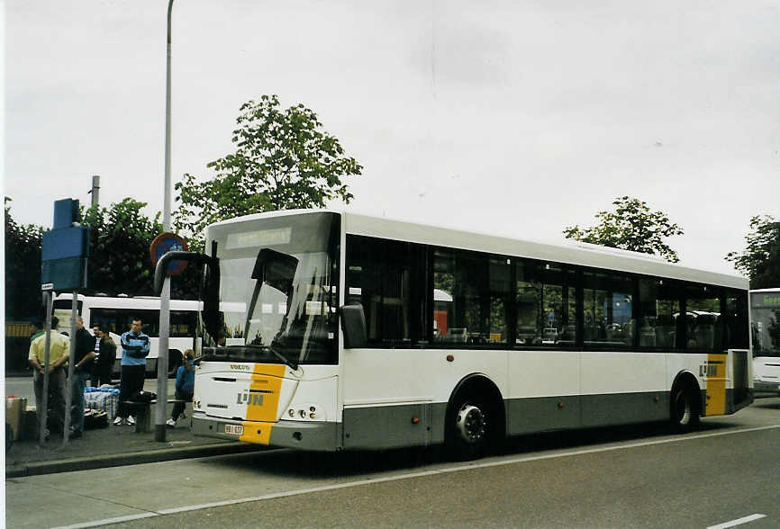 (078'926) - Aus Belgien: De Lijn, Mechelen - Nr. 440'961/HBI-637 - Volvo/Jonkheere am Bahnhof Maastricht