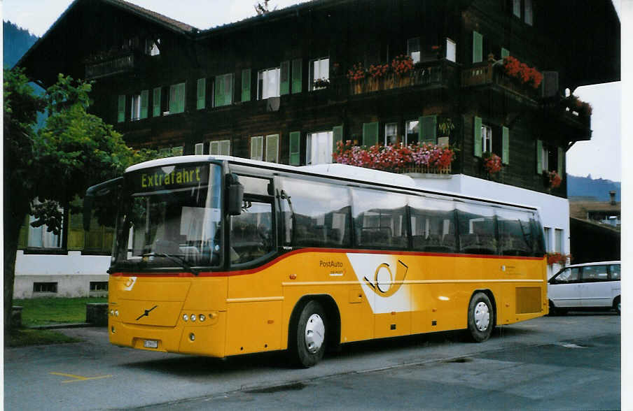(080'317) - ASK Schangnau - BE 396'677 - Volvo am 3. September 2005 beim Bahnhof Zweisimmen