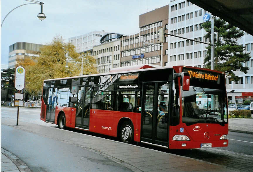 (081'636) - VAG Freiburg - Nr. 855/FR-SW 855 - Mercedes am 3. Dezember 2005 beim Bahnhof Freiburg