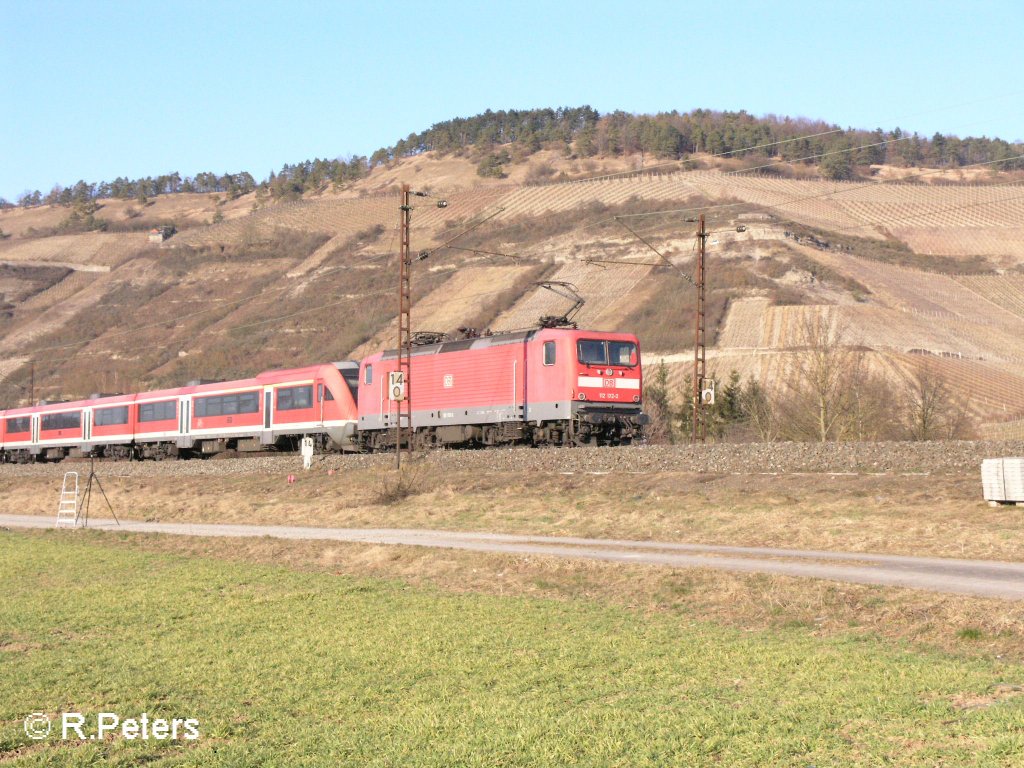 112 172-2 schiebt bei Th�ngersheim ein RE Frankfurt/Main. 16.02.08