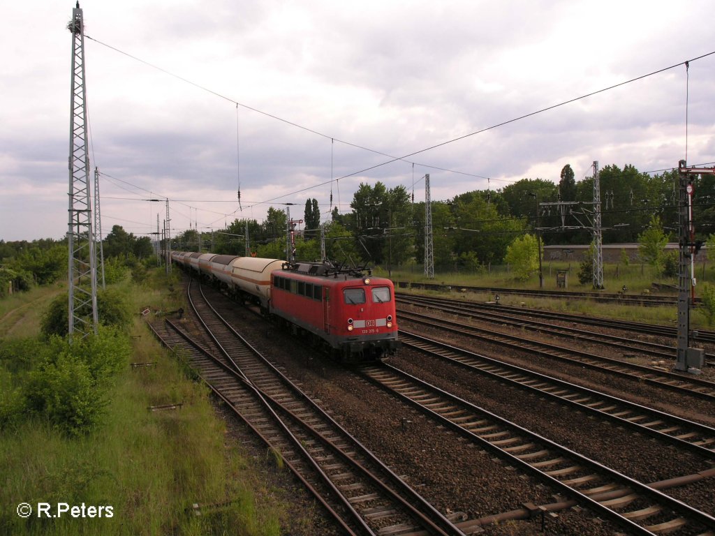 139 315-6 durchf�hrt Eisenh�ttenstadt mit ein Gas-Kesselzug. 21.05.08