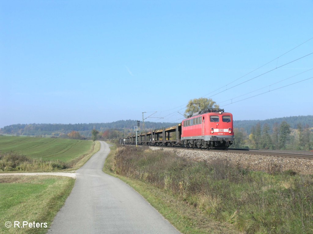 140 590-1 zieht bei P�lling ein leeren autotransportzug. 25.10.08