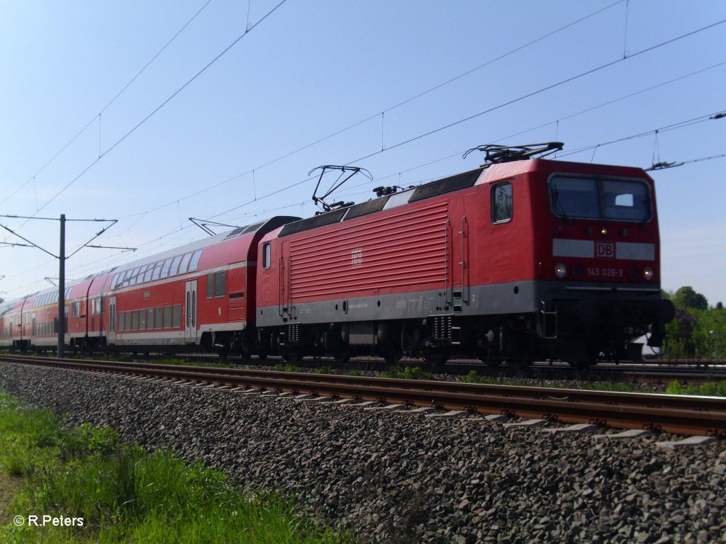 143 026-3 verlie� Schkeuditz mit der S10 leipzig. 05.05.10