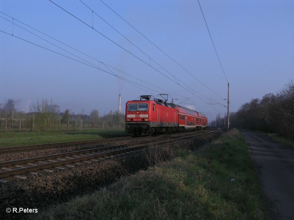 143 155-0 zieht den RE18209 nach Cottbus als RB 11 bei Eisenh�ttenstadt. 18.04.11
