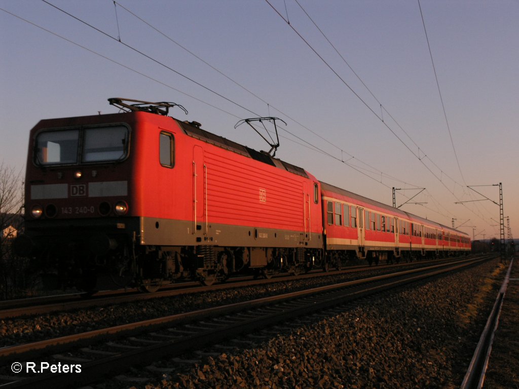 143 240-7 zieht bei Th�ngersheim eine RB Jossa. 16.02.08