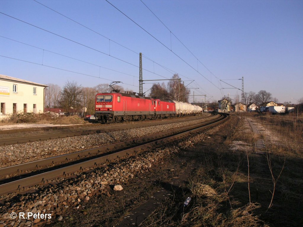 143 257-8 und 603 m�ssen eine ICE �berholung in Seubersdorf abwarten. 06.03.08