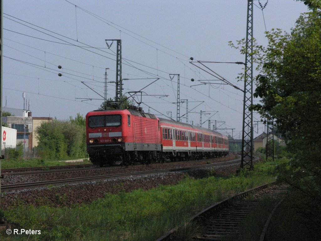 143 846-4 durchf�hrt Obertraubling mit einer RB Regensburg. 01.05.09