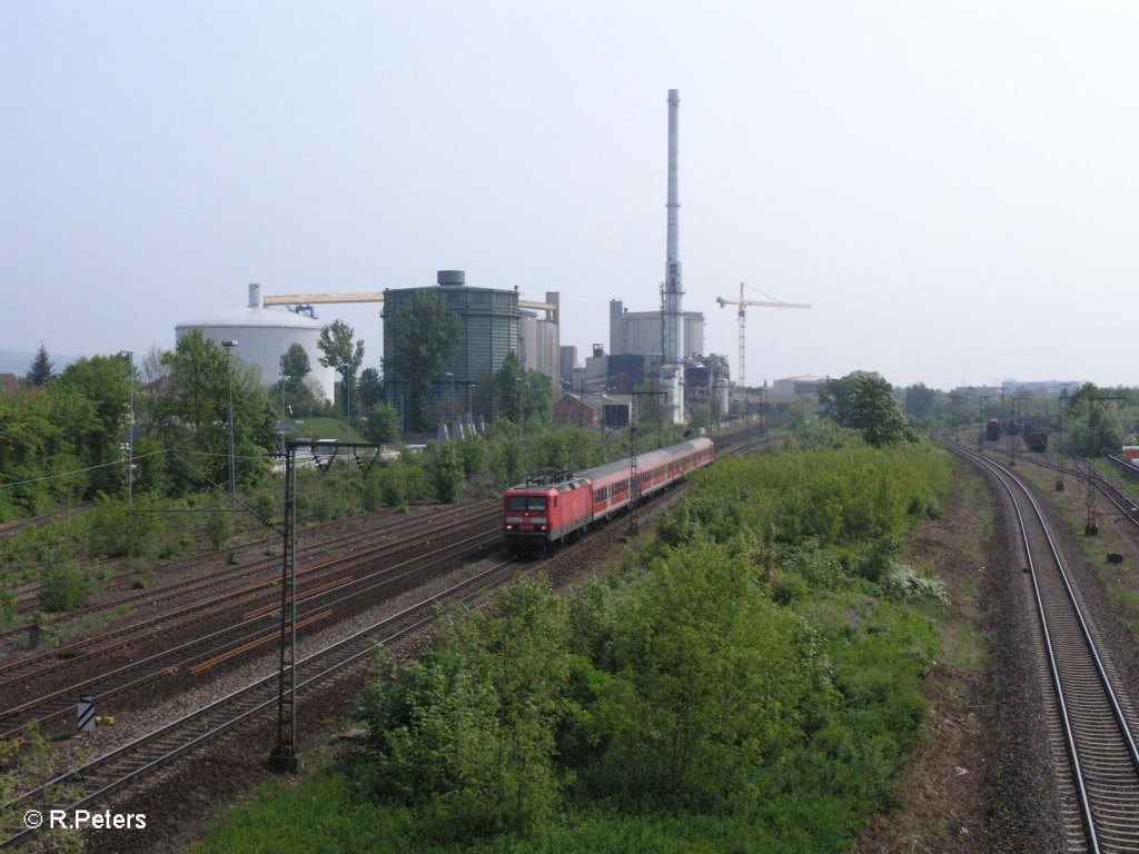 143 846-6 erreicht Regensburg mit einer RB aus Eggm�hl. 01.05.09