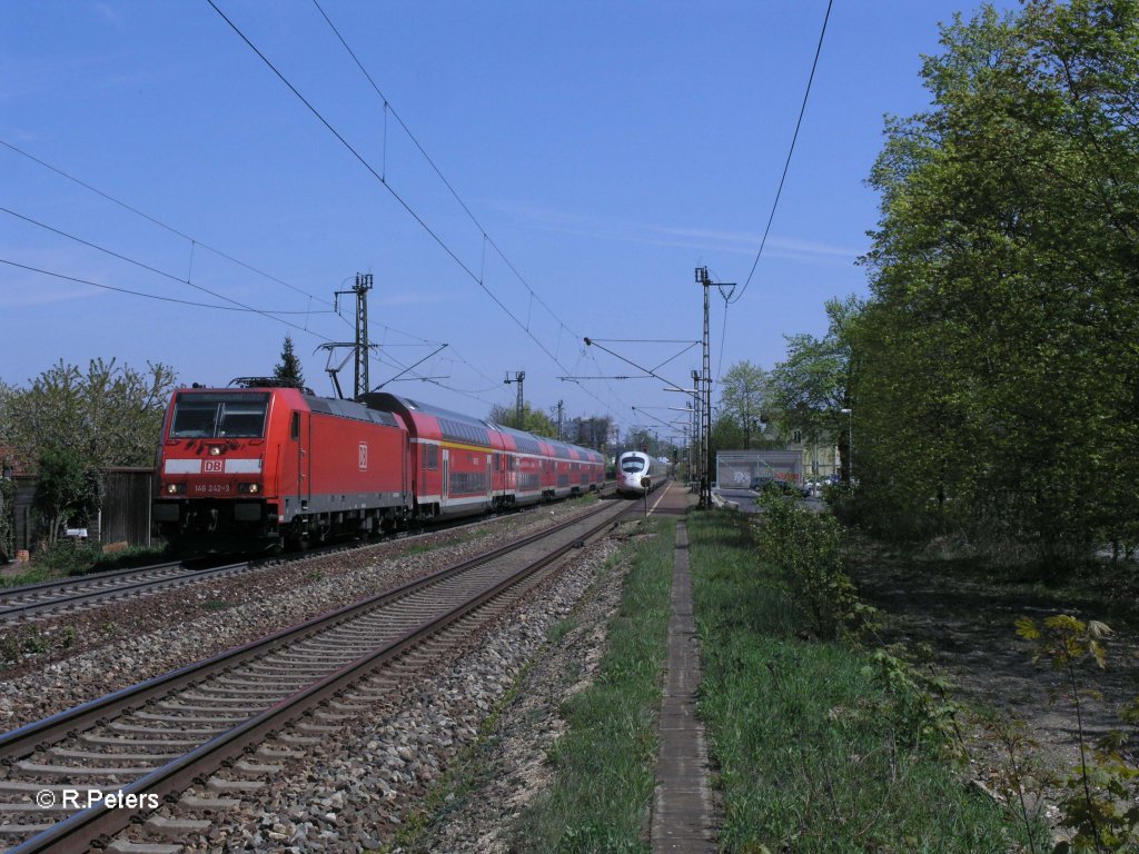 146 242-3 durchf�hrt Regensbur Pr�fering als RE 4246 nach N�rnberg. 29.04.10