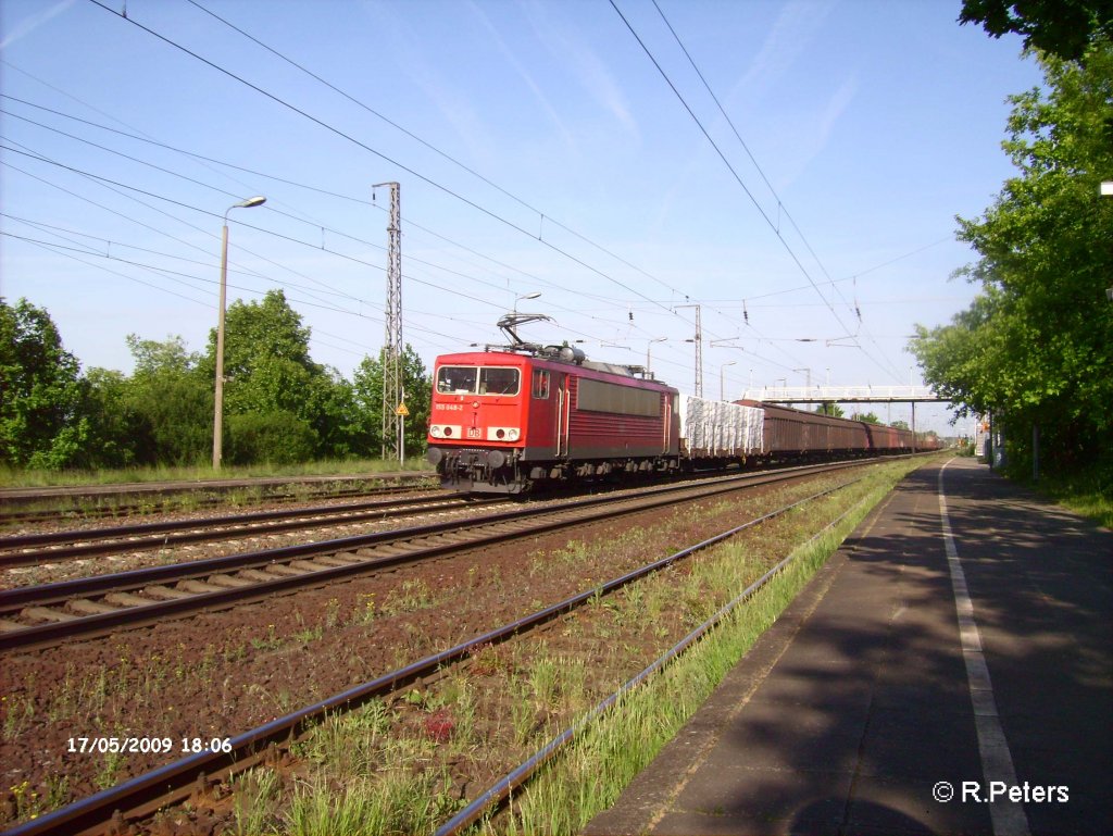 155 048-2 durchf�hrt saarmund mit ein gemischten G�terzug. 17.05.09