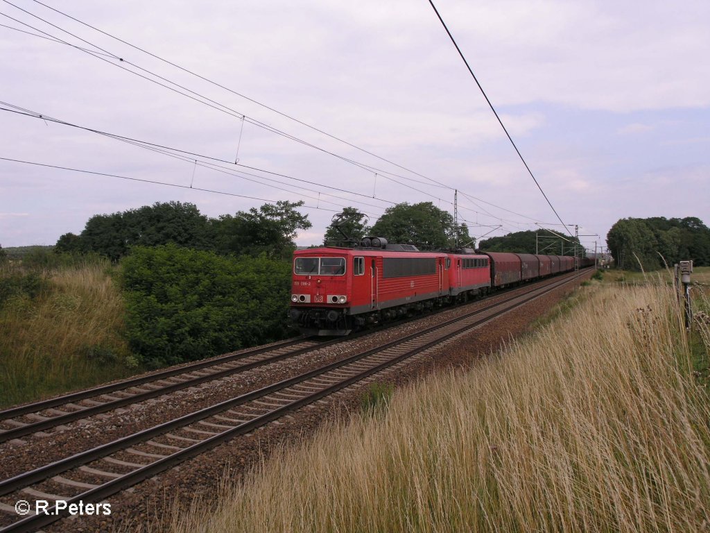 155 086-2 und ein 140 ziehen gemischten G�terzug bei Jacobsdorf(Markt). 19.07.08
