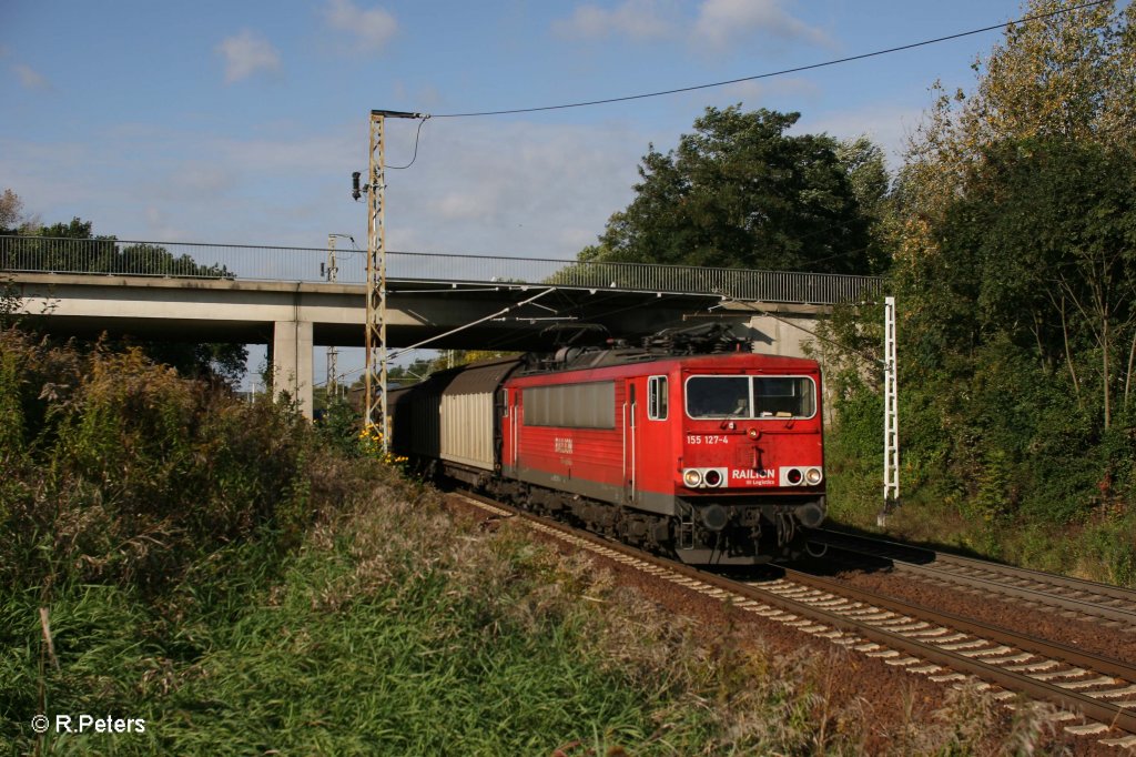 155 127-4 mit ein gemischten G�terzug bei Frankfurt/Oder Nuhnen. 06.10.11