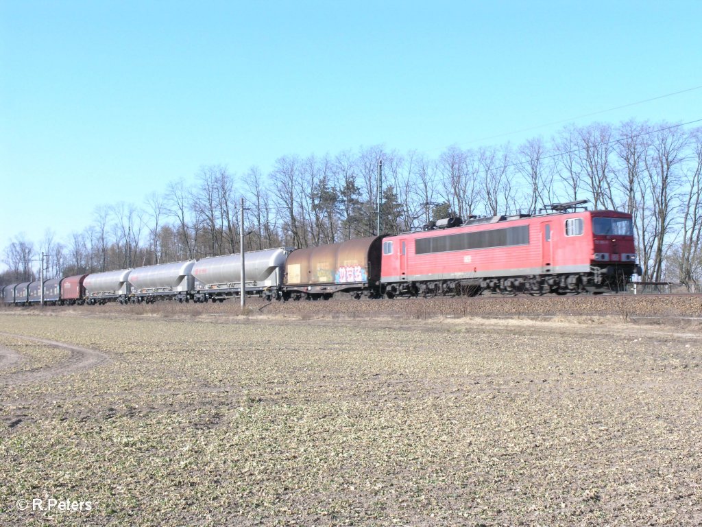 155 200-9 mit gemischten G�terzug bei Jacobsdorf(Mark) 08.03.11