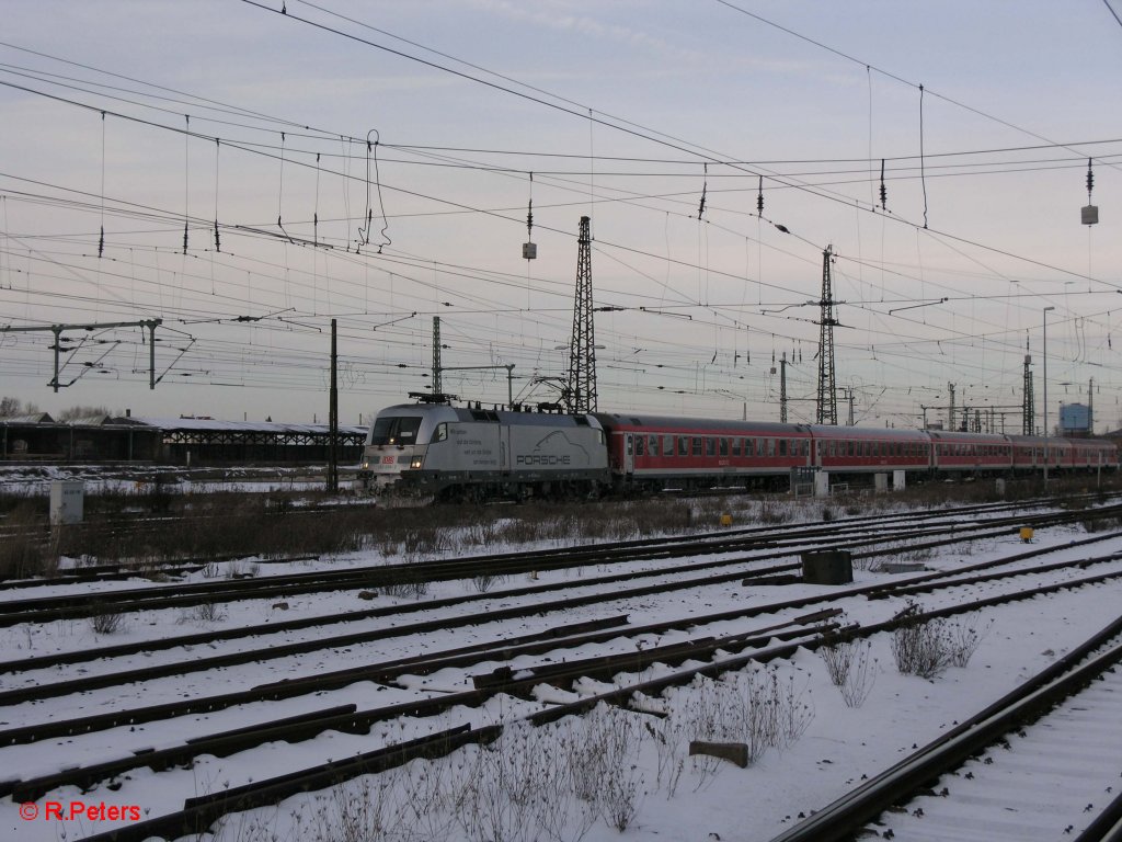182 004-2 erreicht Leipzig HBF mit dem RE 10 28178 nach Cottbus
