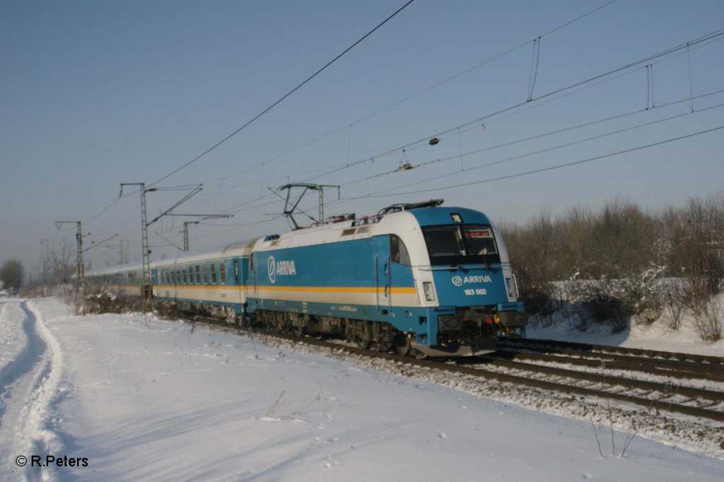 183 002 mit ALX84113 nach M�nchen bei Obertraubling. 30.12.10
