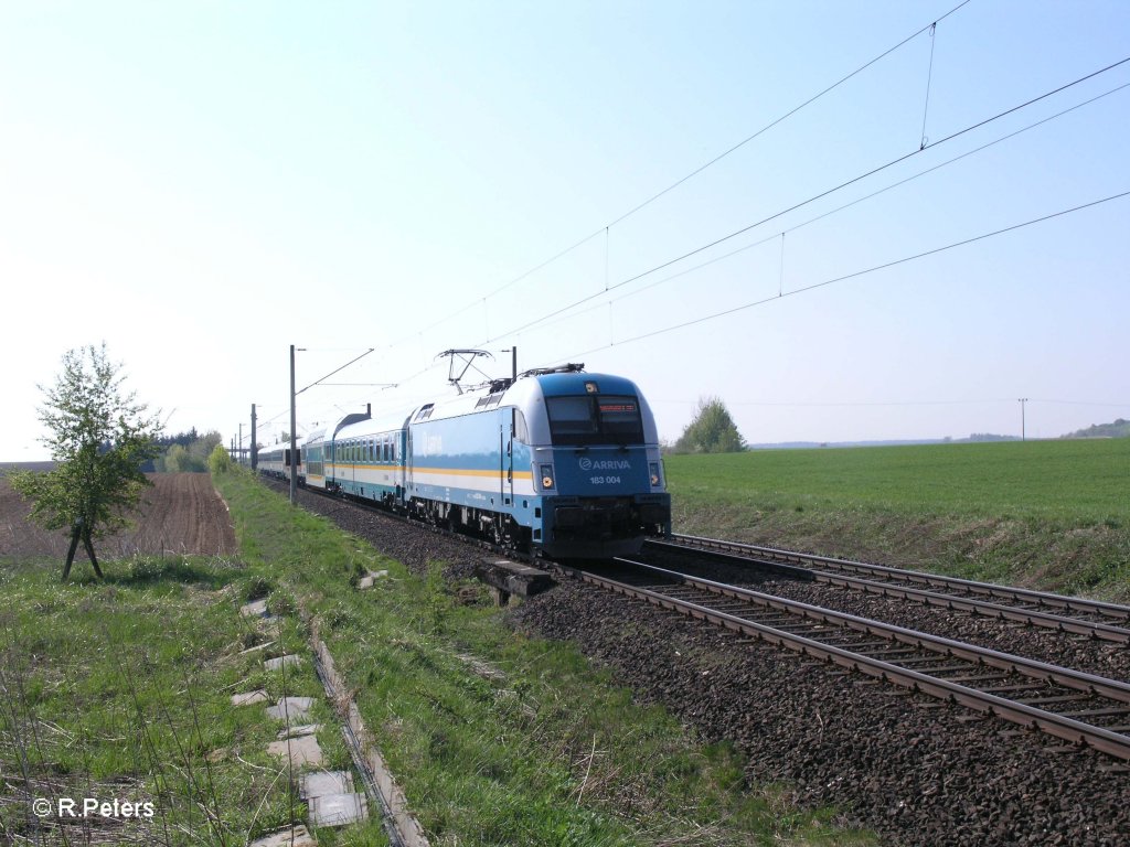 183 004 mit ALX84104 M�nchen – Regensburg bei Alteglofsheim. 21.04.11

