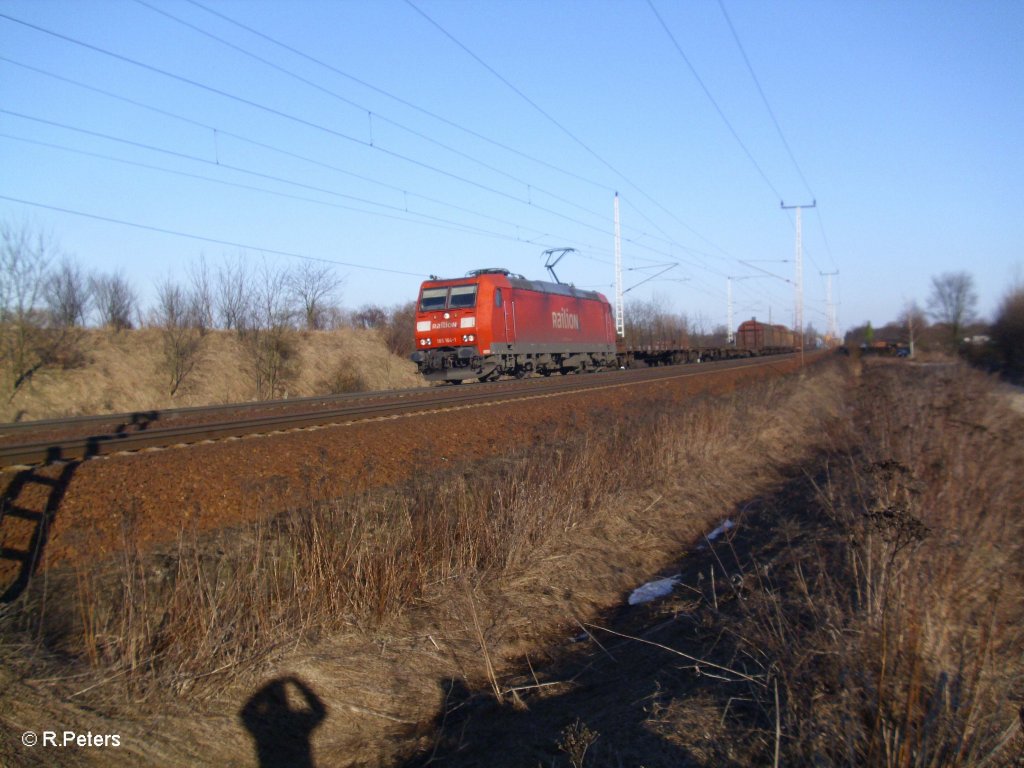 185 164-1 mit gemischten G�terzug bei Frankfurt/Oder Nuhnen. 07.03.11