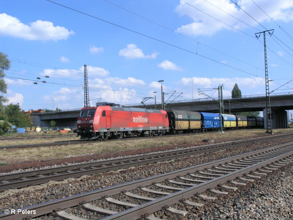 185 186-4 verl�sst Regensburg mit einer Polenkohle. 27.08.09
