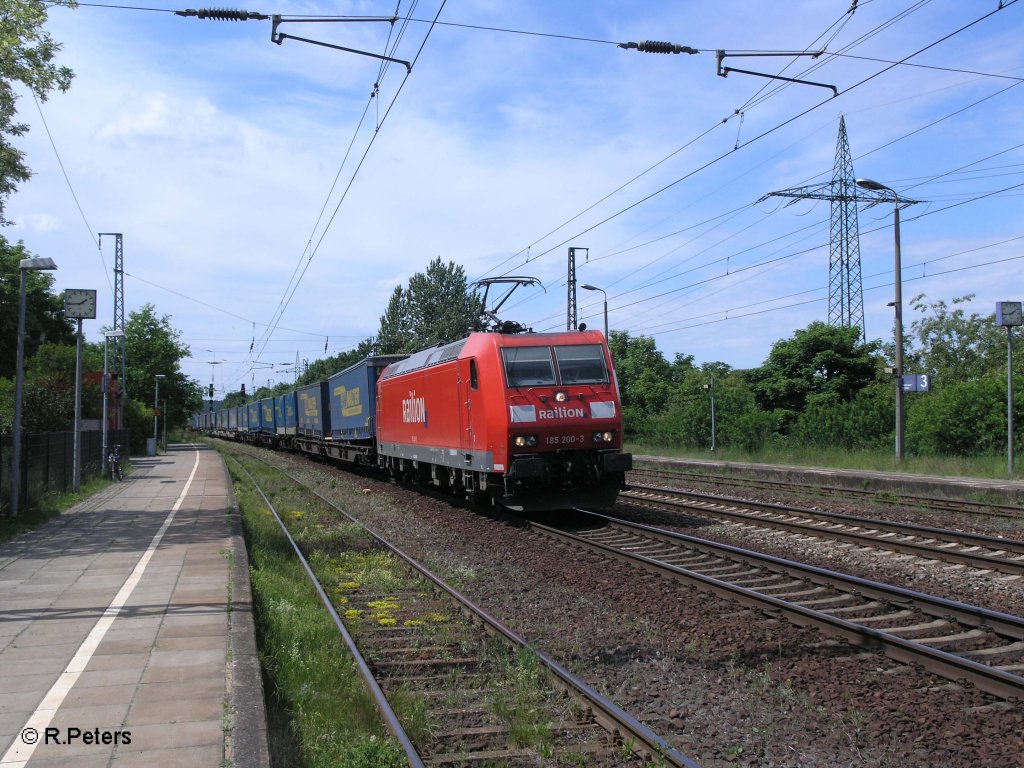 185 200-3 durchf�hrt Saarmund mit den LKW-Walter. 24.05.09