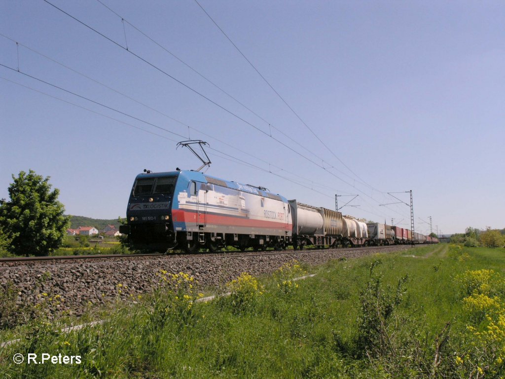 185 512-1 zieht ein Intermodalzug durchs Maintal bei Th�ngersheim. 10.05.08