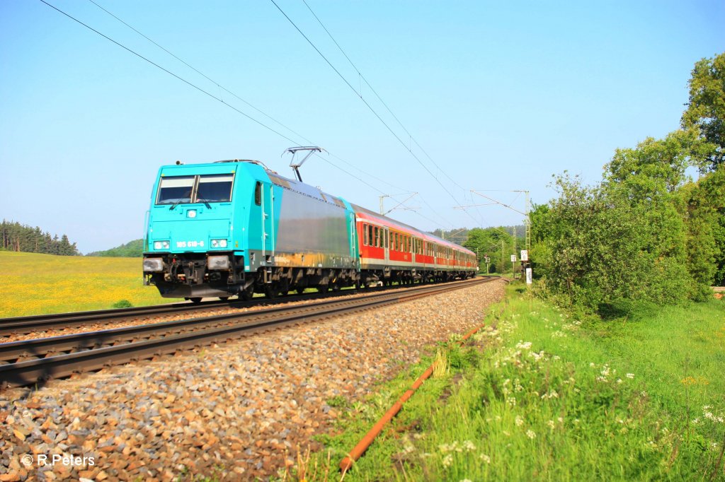 185 618-6 mit S3 39319 nach Neumarkt(Oberpfalz) bei P�lling. 13.05.11