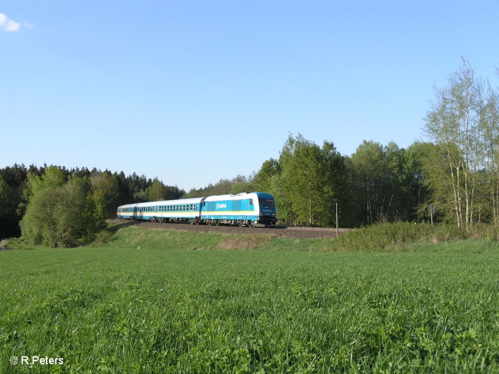 223 061 zieht bei Oberteich den ALX37987 nach M�nchen. 02.05.09
