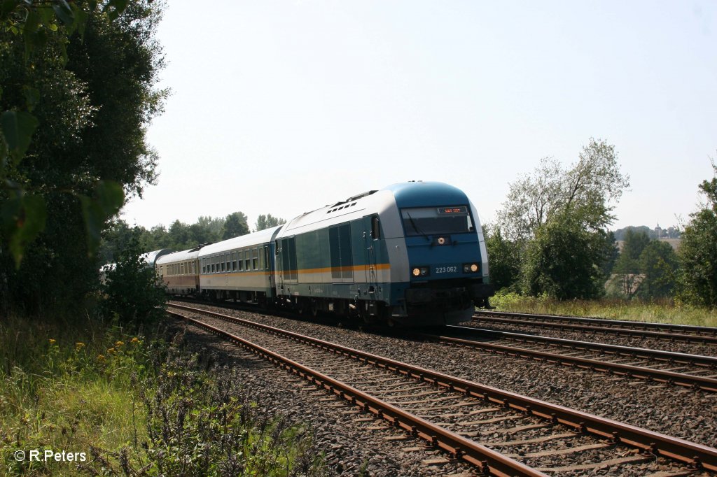 223 062 mit ALX84106 nach Hof bei Sch�nfeld. 23.08.11
