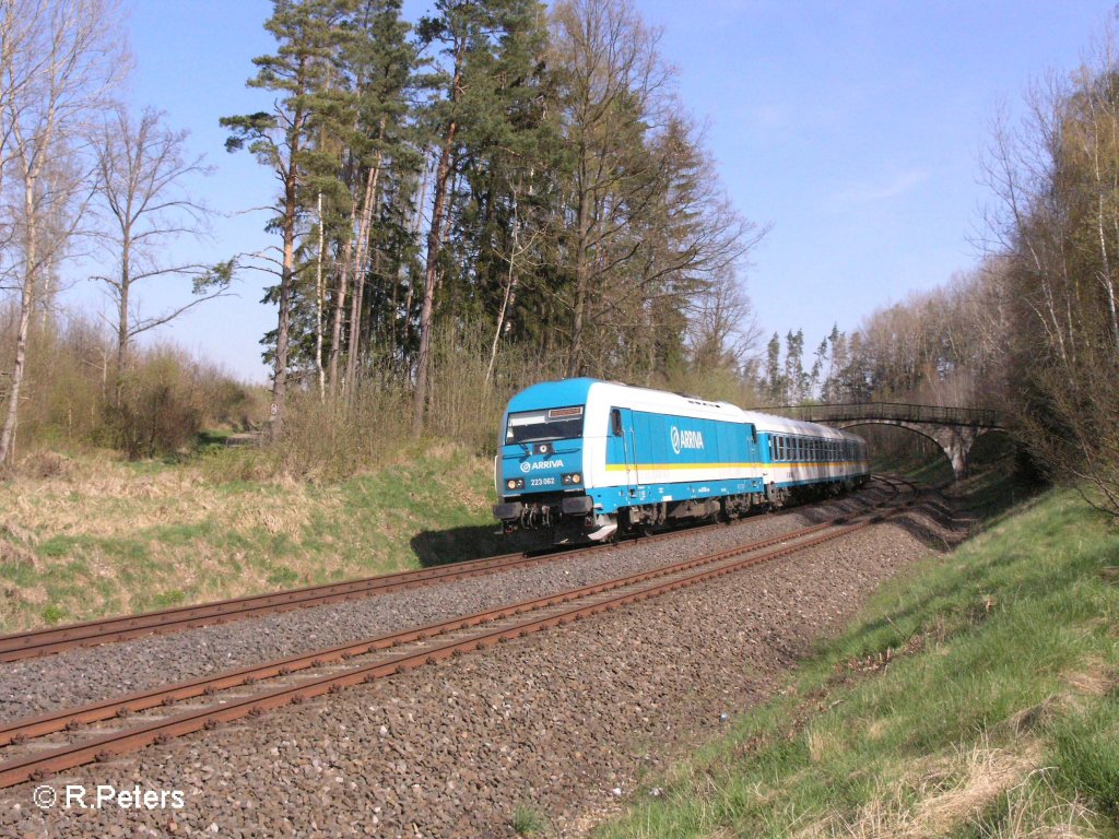 223 062 zieht bei Sch�nfeld den ALX37979 nach M�nchen.28.04.08
 