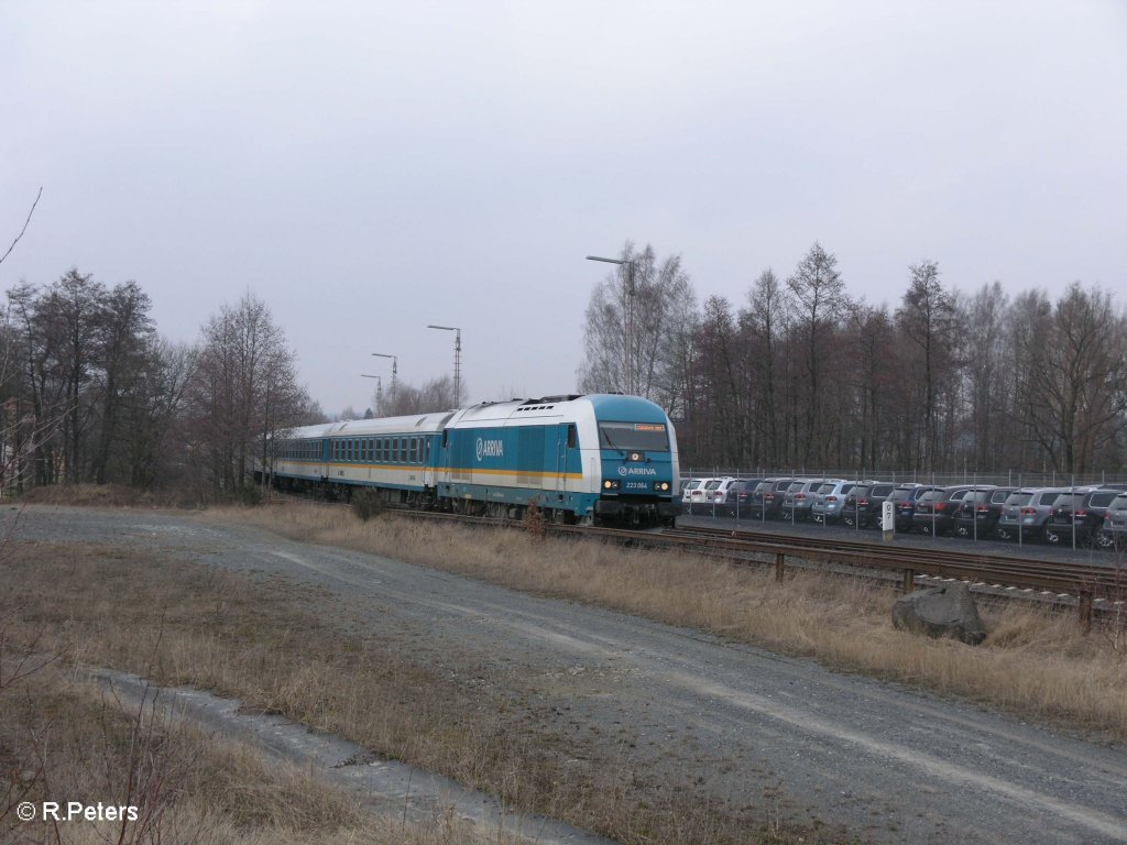 223 064 f�hrt mit dem ALX37983 nach M�nchen in Wiesau/Oberpfalz ein. 22.03.09
