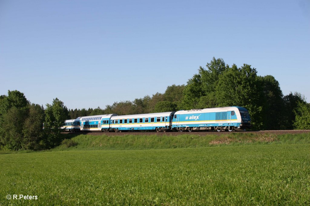 223 064 mit dem ALX84121 Hof - M�nchen bei Sch�nfeld. 25.05.12