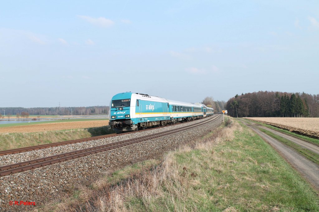 223 067 mit dem ALX84110 M�nchen - Hof bei Oberteich. 21.04.13
