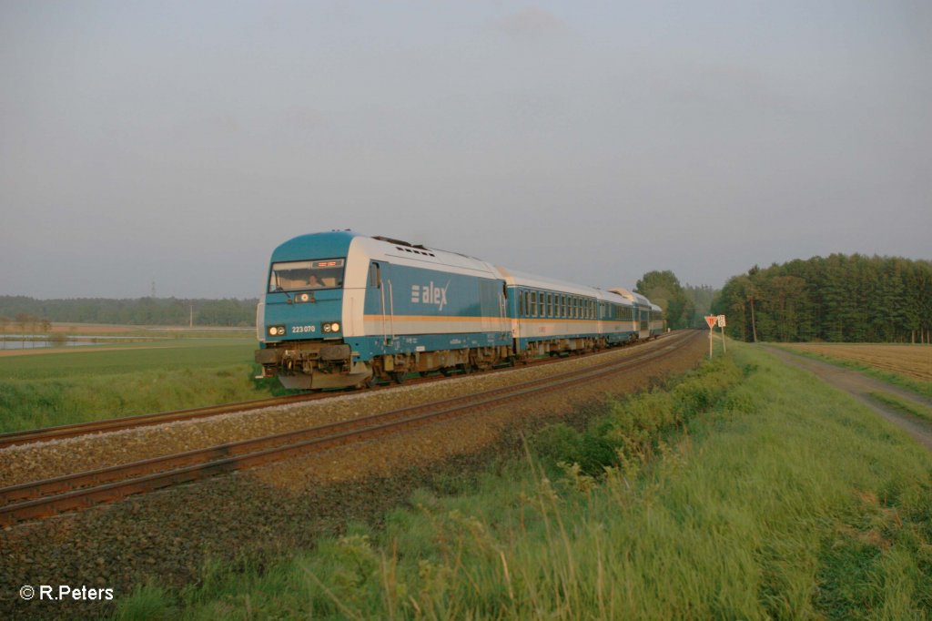 223 070 mit ALX84114 nach Hof bei Sch�nfeld. 12.05.11