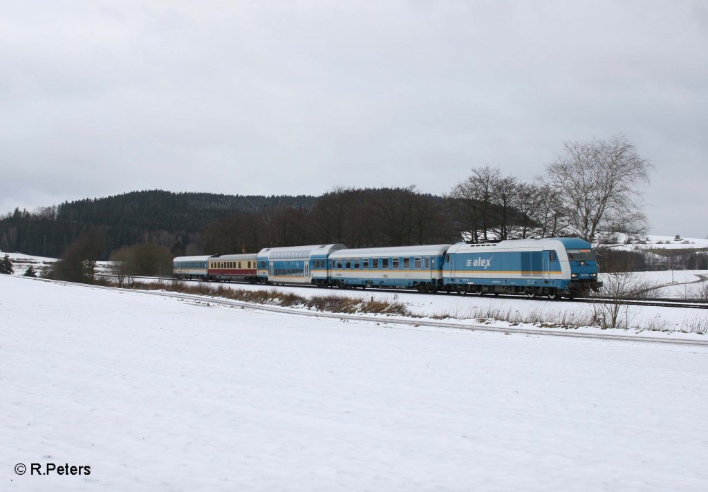 223 070 mit dem ALX81111 Hof - M�nchen bei Lengenfeld. 08.12.11