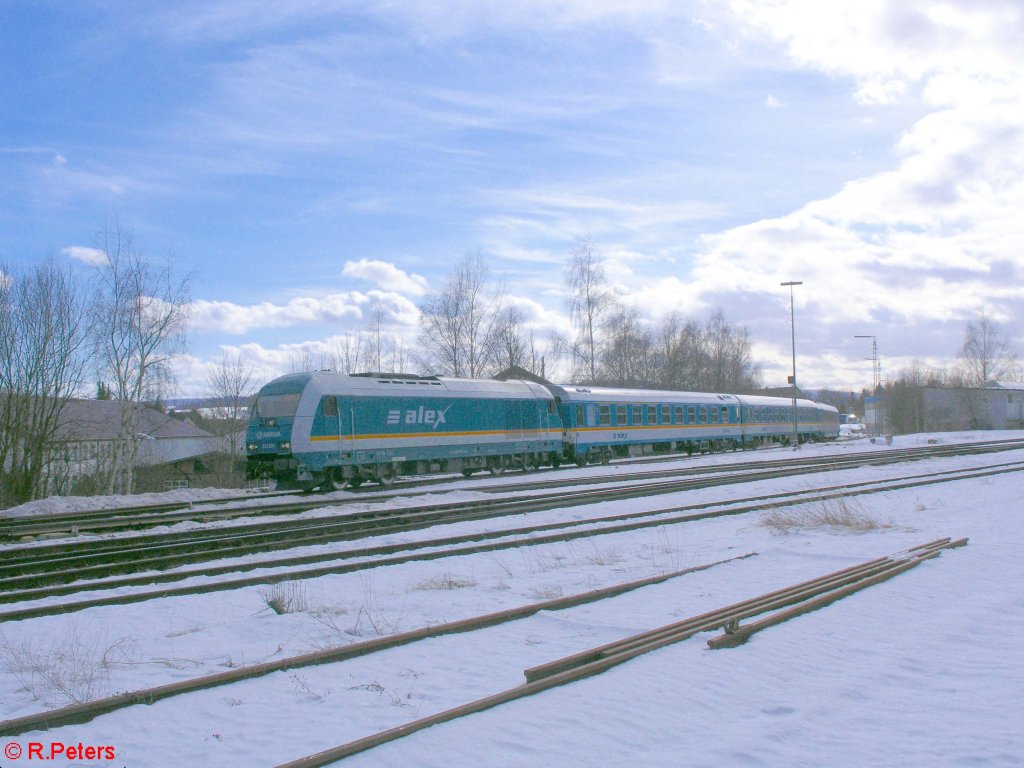 223 071 f�hrt mit dem Alex nach Hof in Marktredwitz ein. 27.02.10
