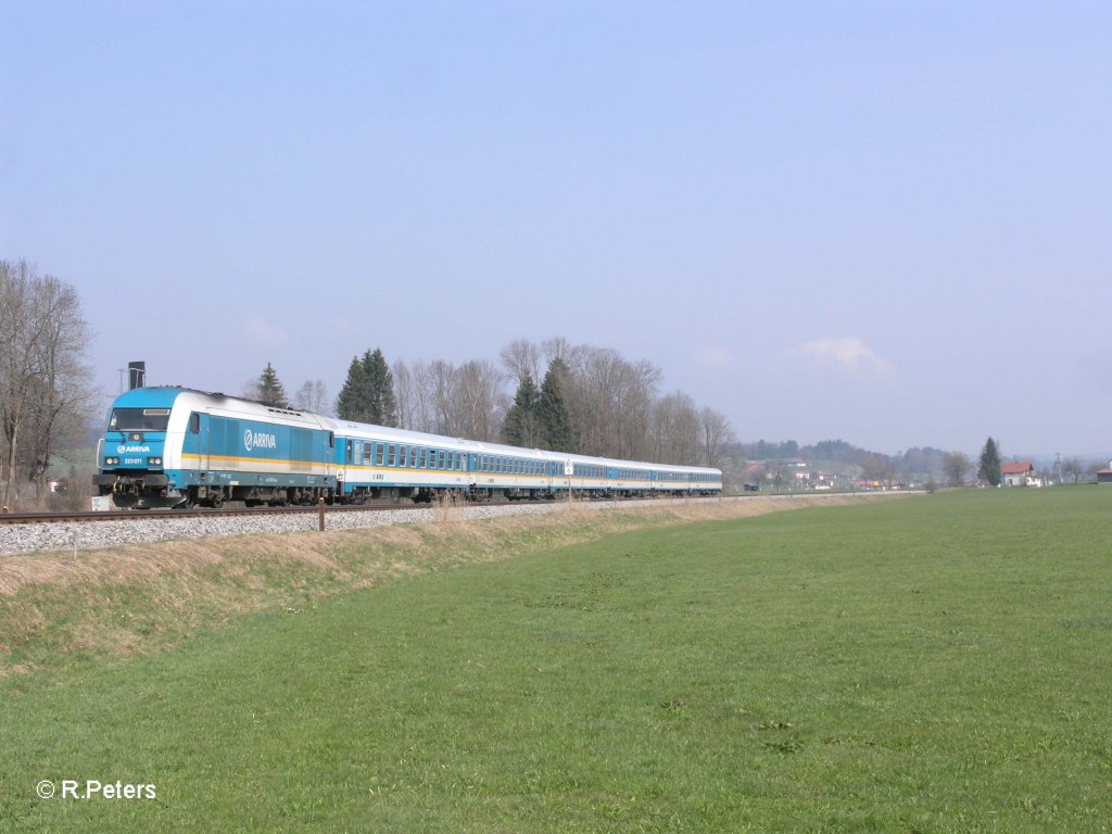 223 071 zieht bei Stein im Allg�u den ALX38704/39954 nach Lindau/Oberstdorf. 17.04.10