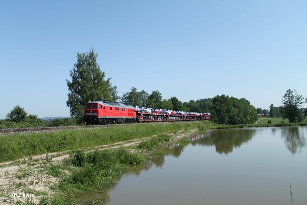 232 252-7 mit dem Skodaautozug 47393 NNR XTCH - N�rnberg bei Wiesau. 18.06.13