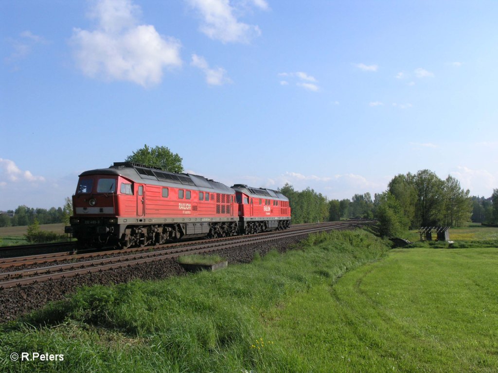 232 485-3 und eine Schwester Maschine bei Sch�nfeld. 27.05.10