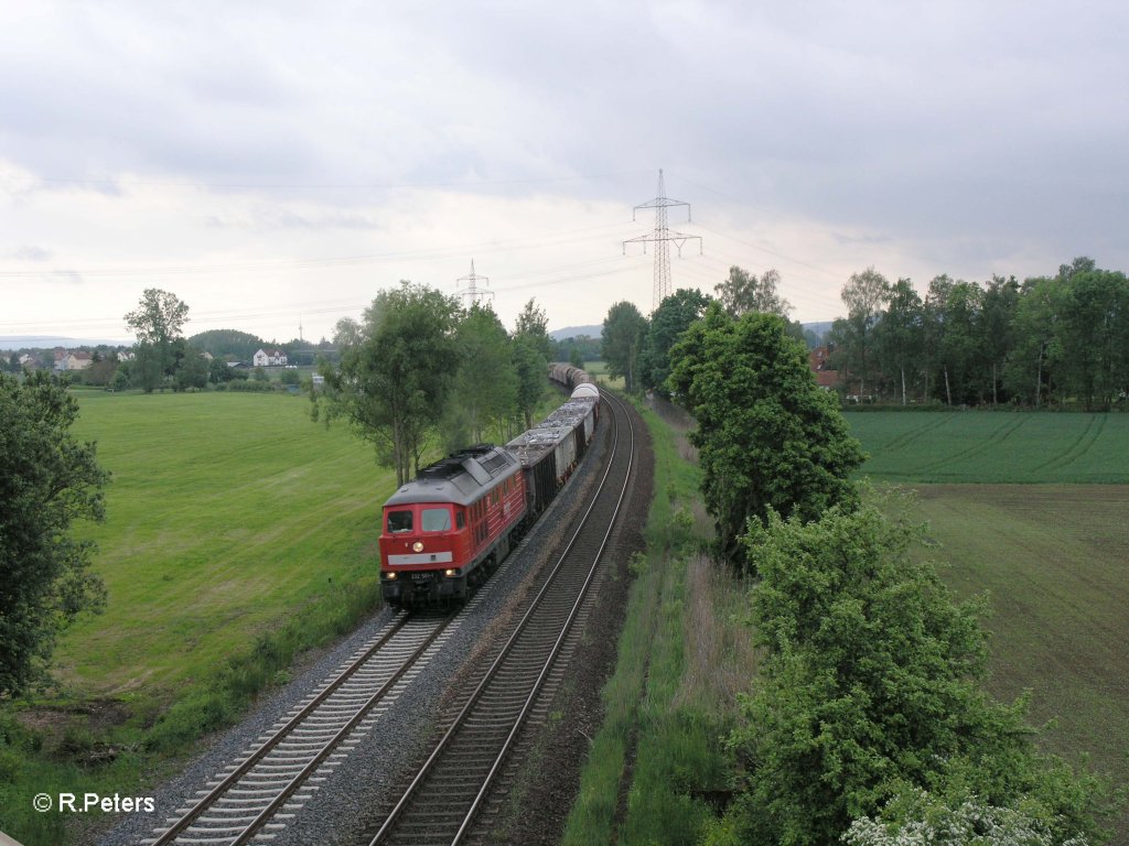 232 561-1 zog ein Umleiterg�terzug bei Richt nach N�rnberg. 26.05.10