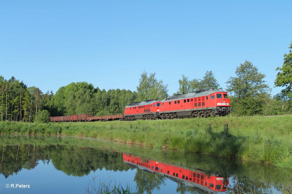 232 569-2 + 232 217 mit dem umgeleiteten 45367 N�rnberg - Cheb s�dlich von Wiesau. 06.06.13