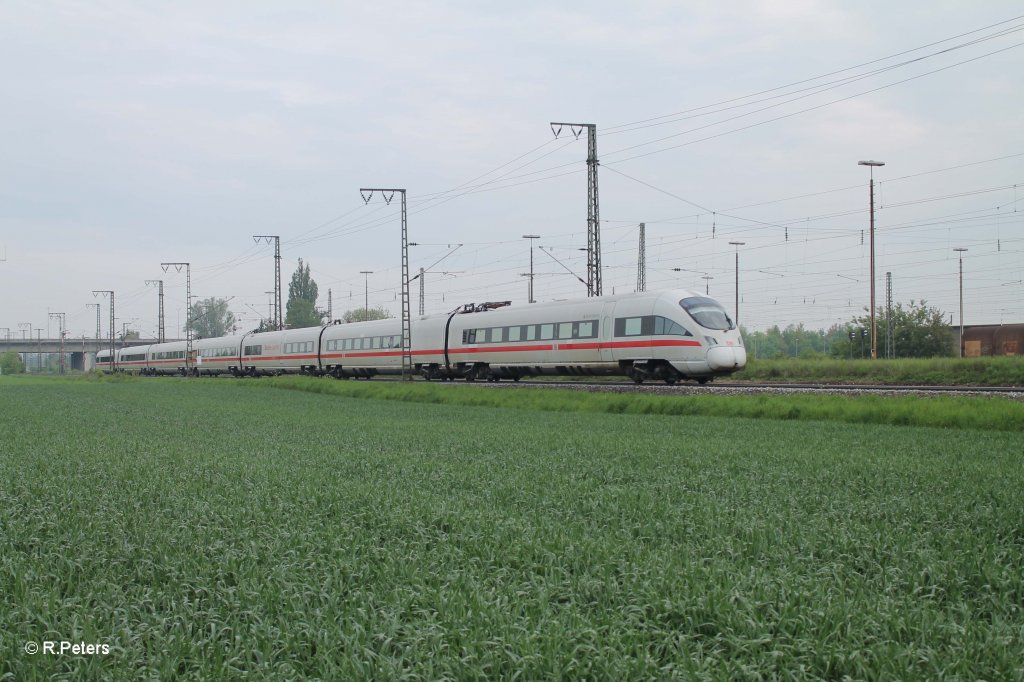 411 056  Waren (M�ritz)  als ICE 21 Frankfurt/Main - Wien bei Regensburg Ost. 09.05.13