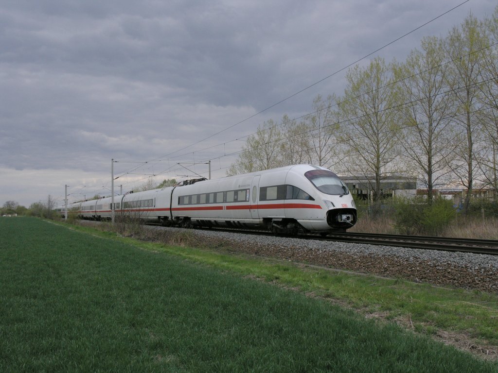 411 058-1 „Falkenberg/Elster“ als ICE109 Hamburg Altona – Leipzig HBF bei Podelwitz. 16.04.11

