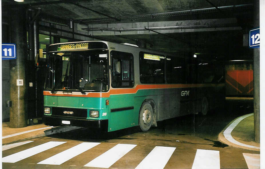 (43'928) - GFM Fribourg - Nr. 26/FR 457 - NAW/Hess am 25. November 2000 in Fribourg, Busbahnhof