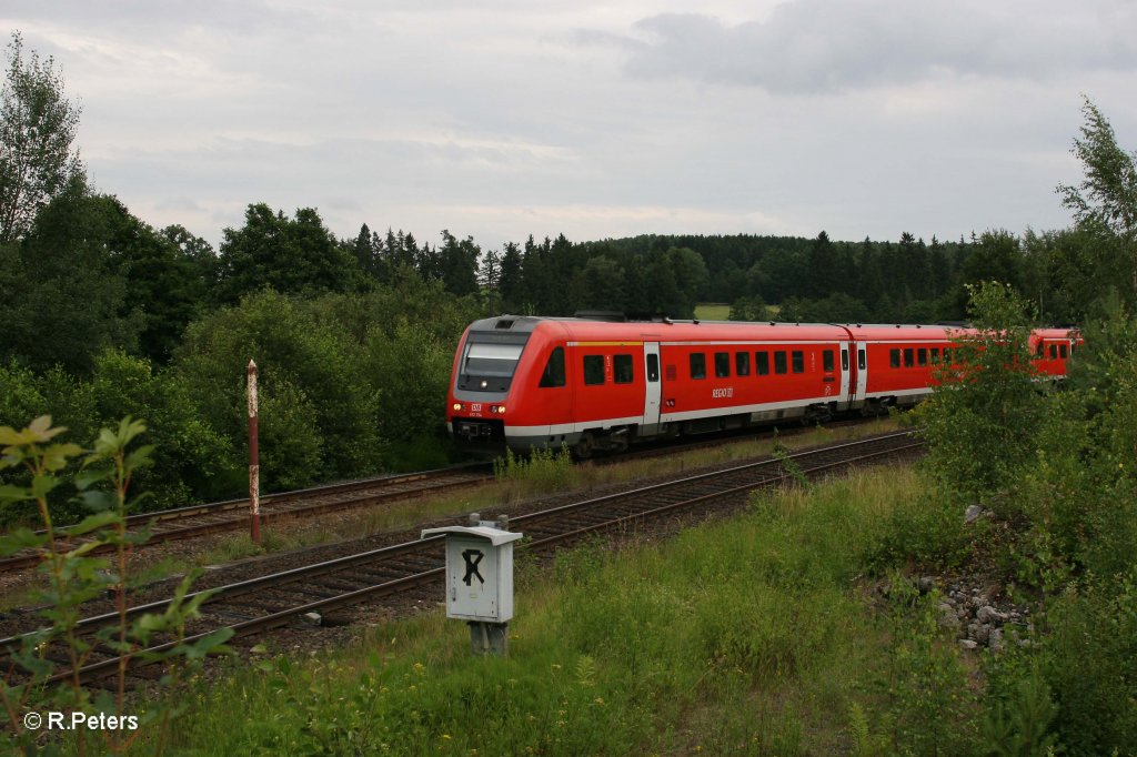 612 154-5 + 612 054-7 als RE RE 3694 Gera in Reuth bei Erbendorf. 14.07.11

